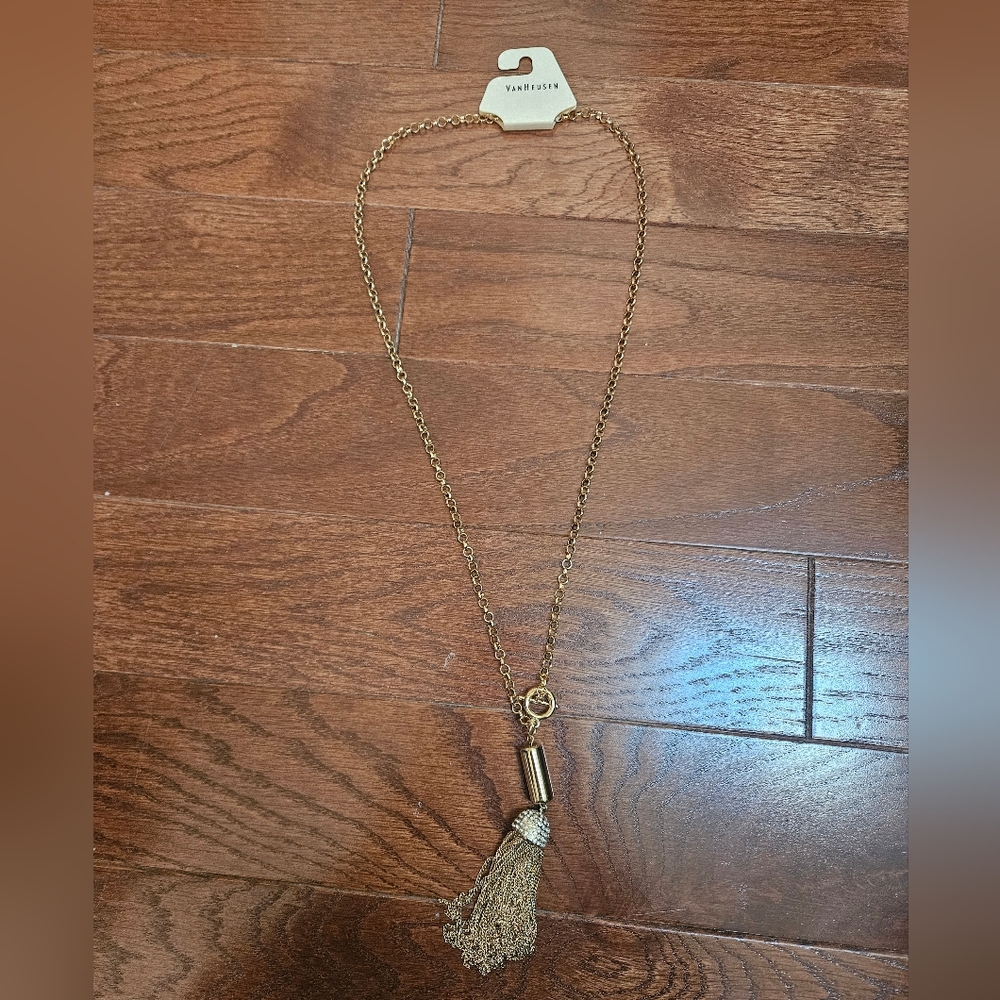 Van Heusen gold tassel necklace